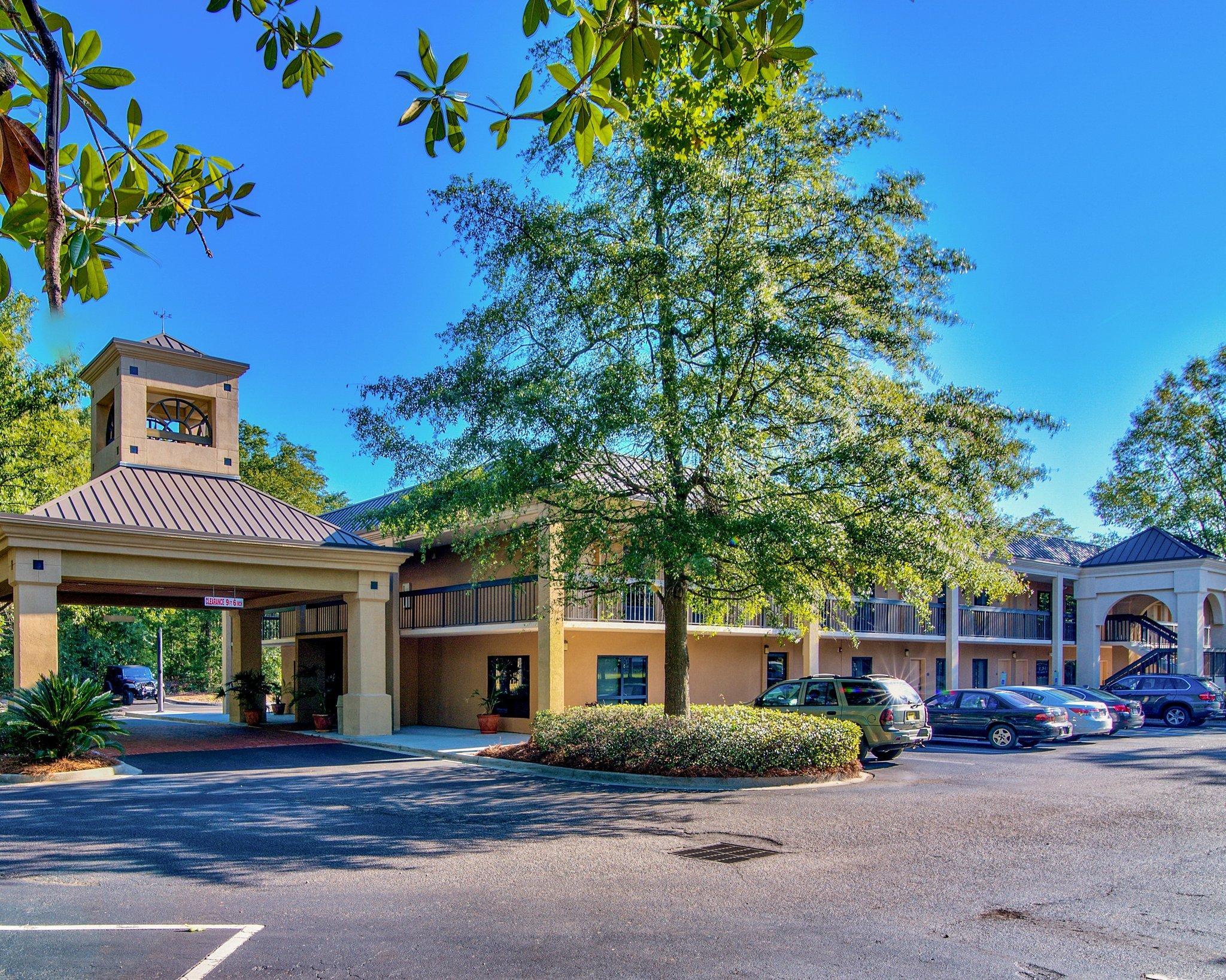 Clarion Inn & Suites Aiken South Exterior foto